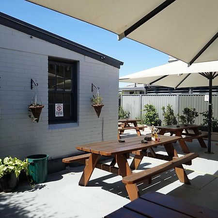 Rosehill Hotel Sydney Exterior photo