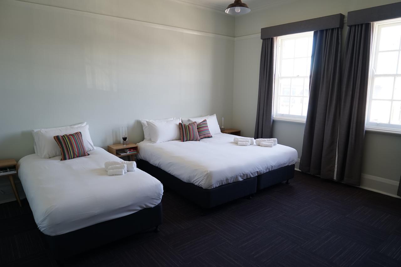 Rosehill Hotel Sydney Exterior photo