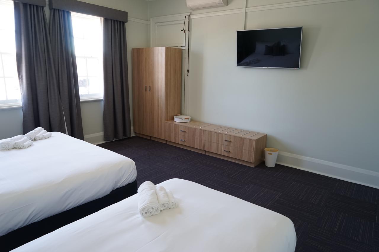Rosehill Hotel Sydney Exterior photo